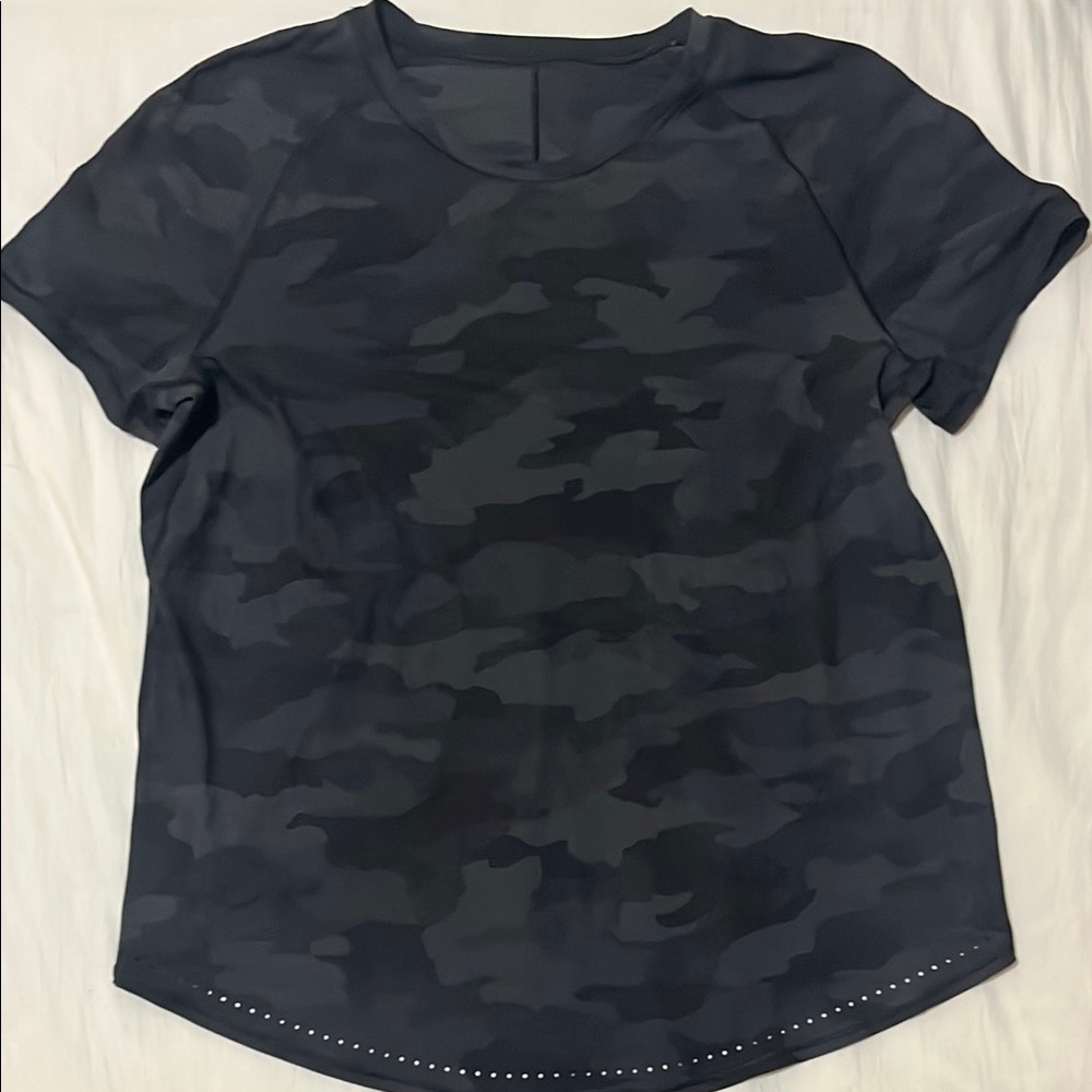 Lululemon Fast and Free High-Low Tee